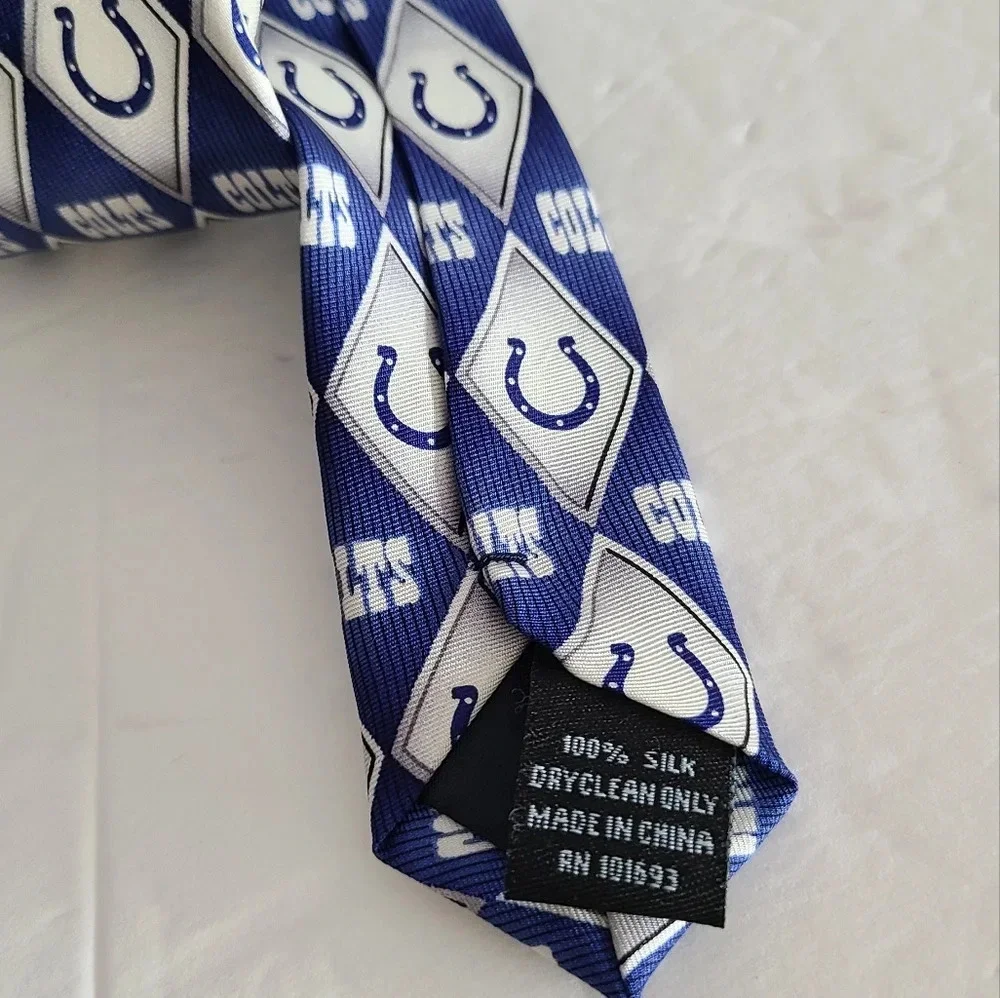 NFL Indianapolis Colts mens tie blue /white horse shoe logo silk